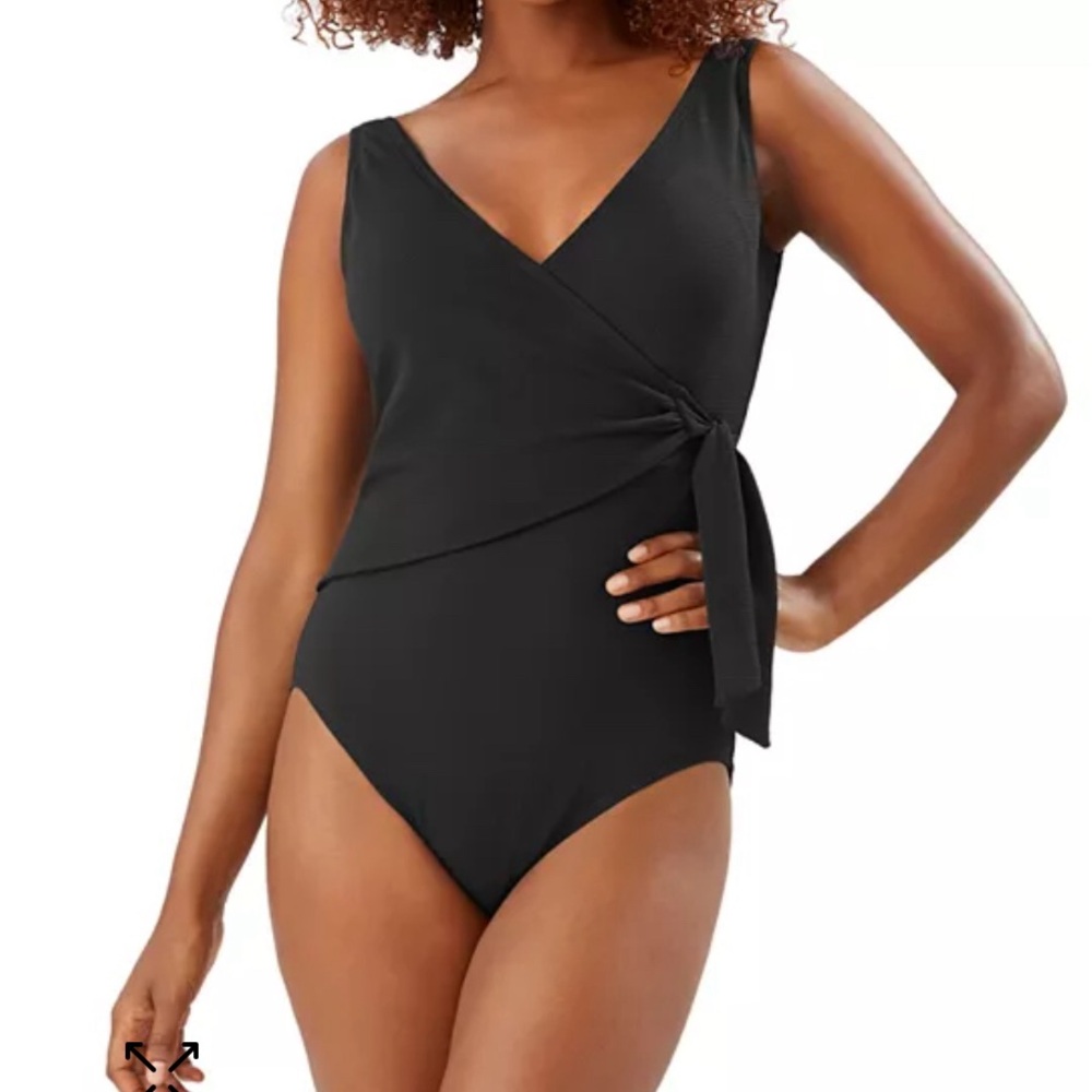 NWT Tempotrek Women’s Obe Piecw Wrap Frony Black Swimsuit / XL